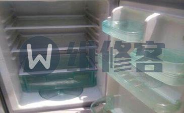 美菱冰箱漏水有哪些可能的原因？怎么解決？